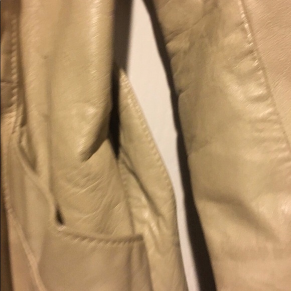 Vintage Cream Leather Jacket - Picture 6 of 7